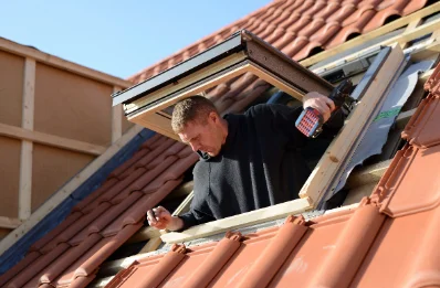 Pose de fenêtres de toit Velux à Laparade